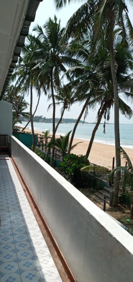 New Seaside Inn Hikkaduwa Exterior foto